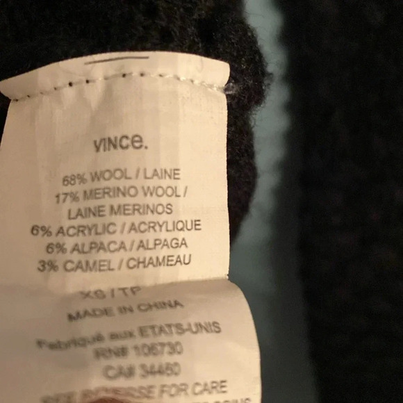 Vince women’s sweater - black- xs- vneck - wool blend - Picture 3 of 5